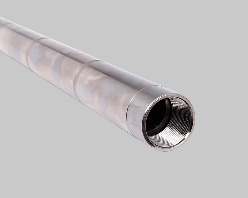 Nickel-plated spray welding plunger for internal hole and internal thread